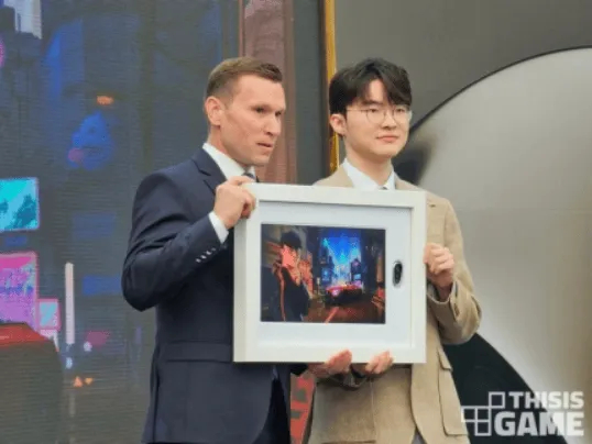 #英雄联盟##英雄联盟S14# Faker：会让夏季赛中能carry的队友坐上我