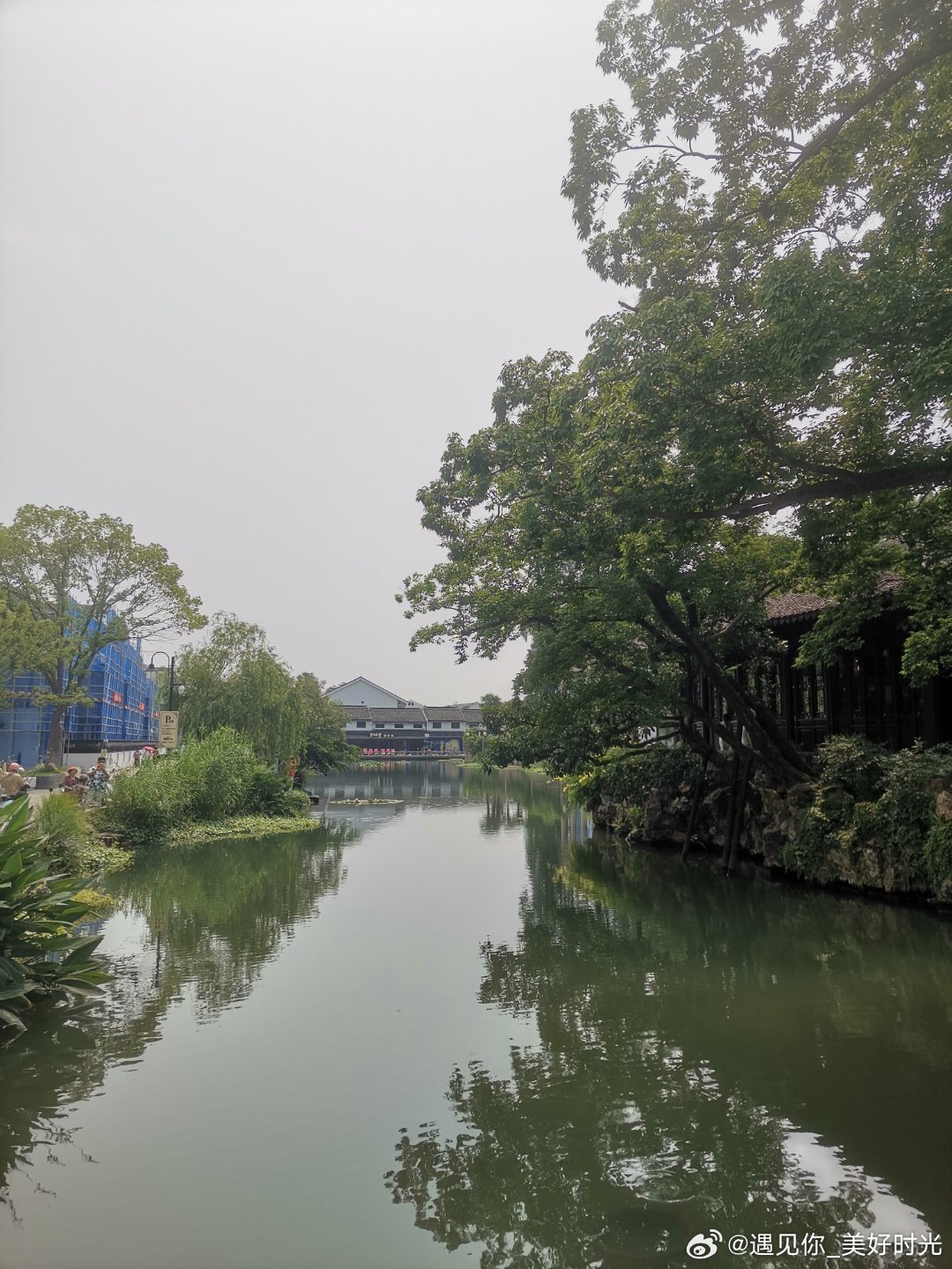 这么多年，第一次来这里，还是顺路经过。 