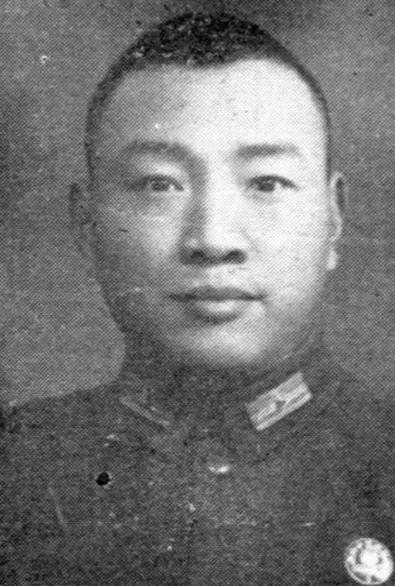 上千溃兵分不清谁是司令官，解放军准备押走俘虏，一声敬礼道出宋希濂真实身份


