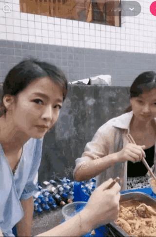 倘若眼睛会喷火，
老婆能瞬间让你蒸发！