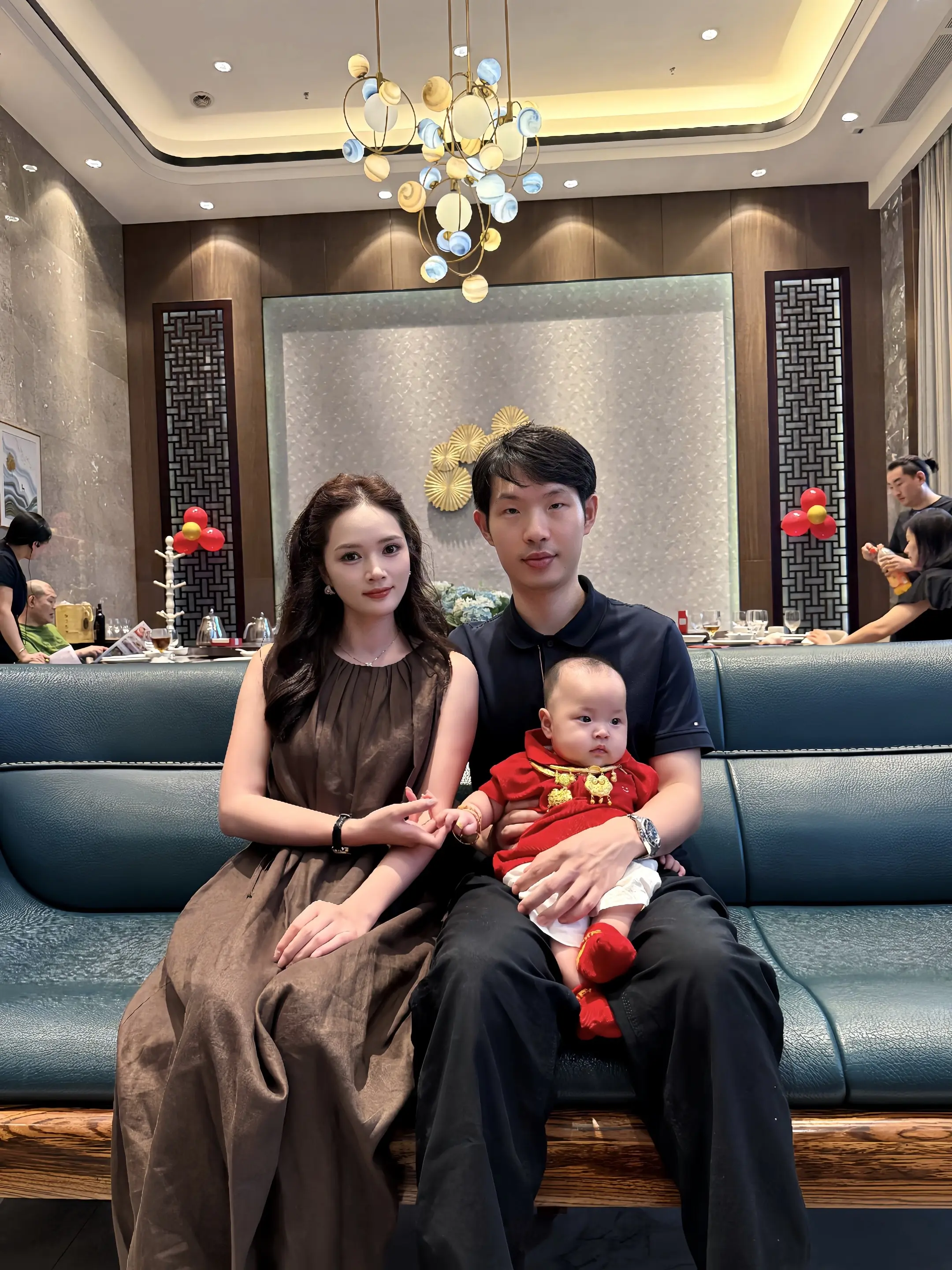 陪你长大陪你看世界！ 120天快乐