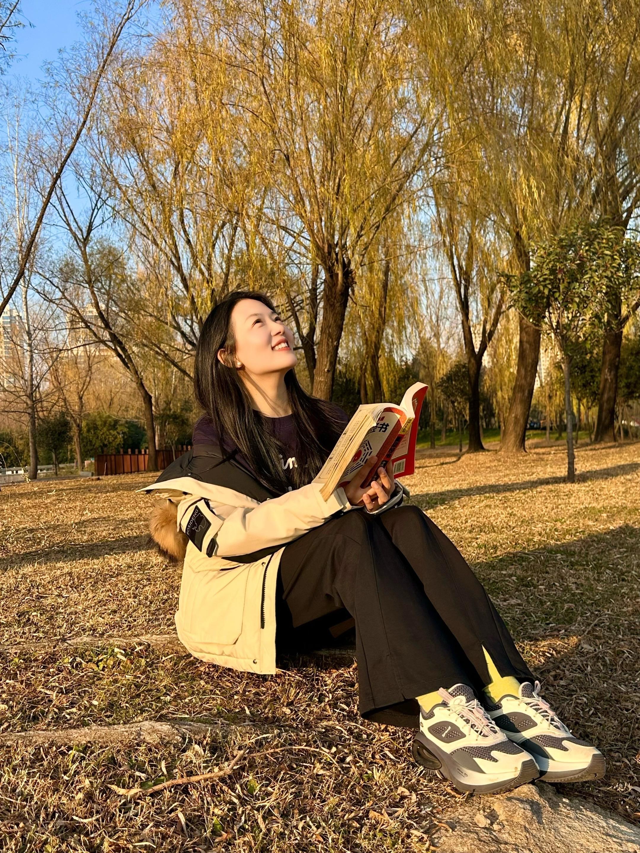 皇极 紫薇 周易 梅花 六爻 奇门遁 面相 手相 铁板 各有所长…