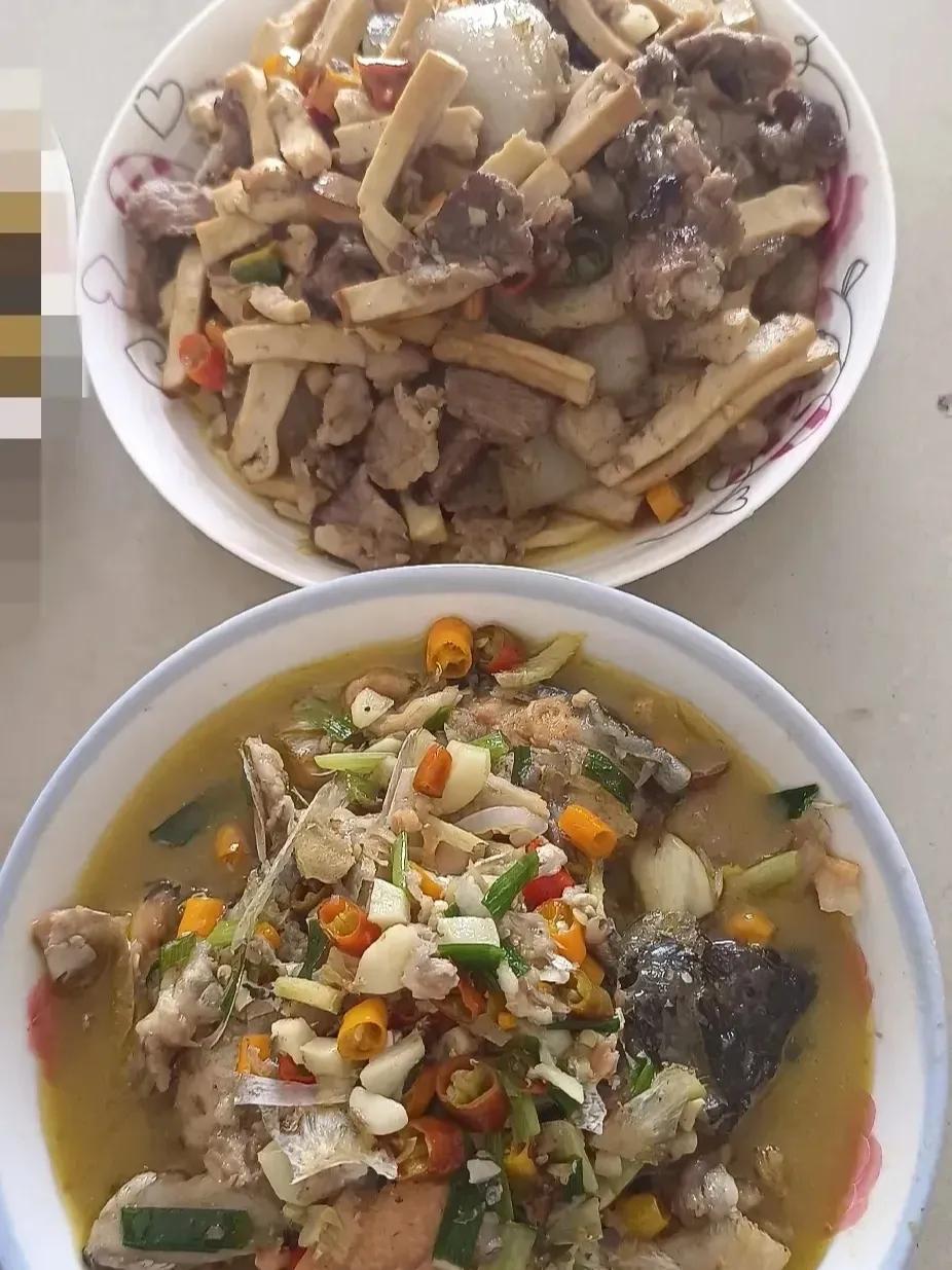 多年未见的好姐妹，邀请我去做客，就做了3个菜！

最近，一个玩的很好的姐妹要搬家