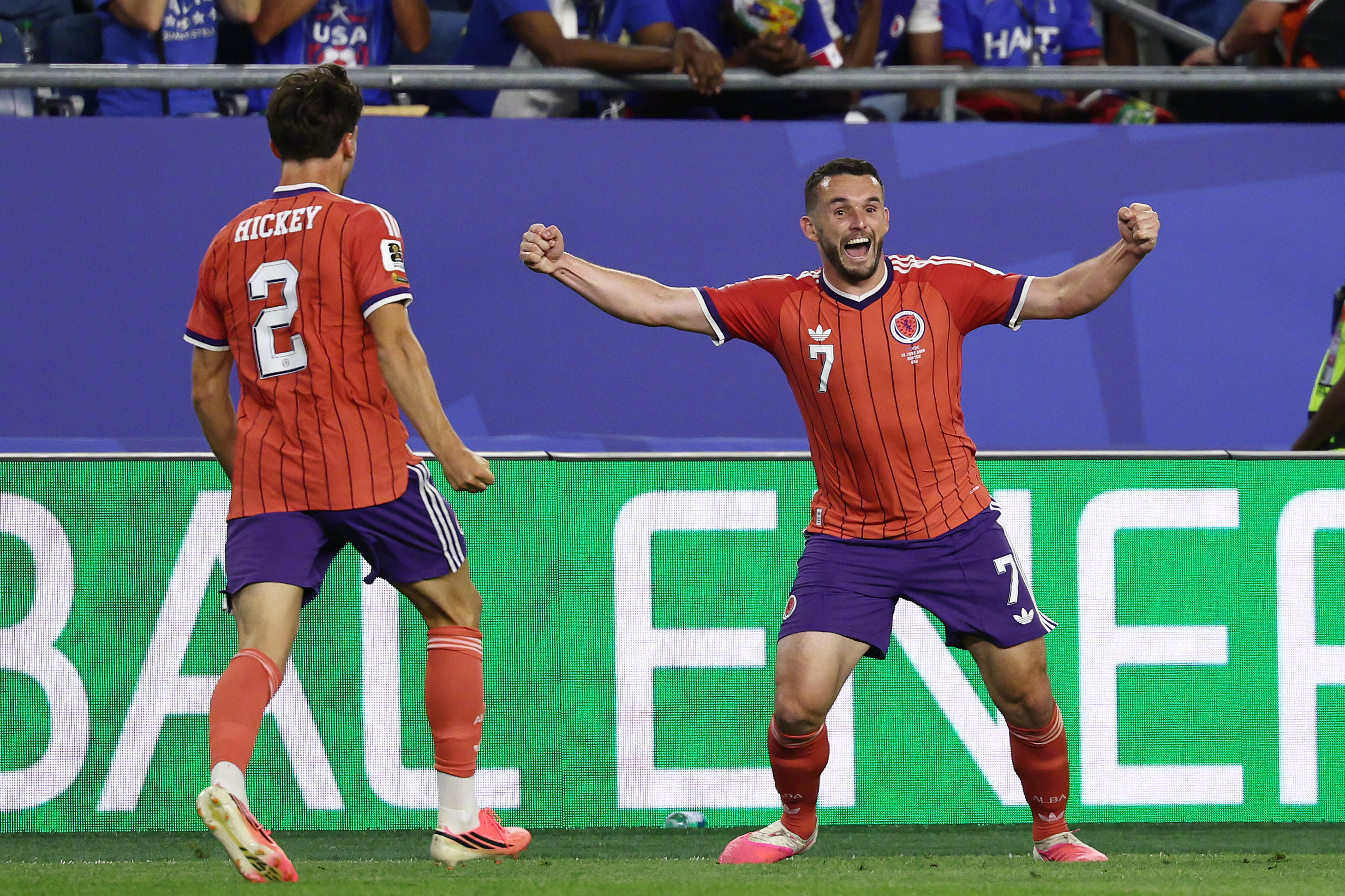 全场比分丨海地 0-1 苏格兰第28分钟，麦金打入全场唯一进球⚽️8名英超球员登