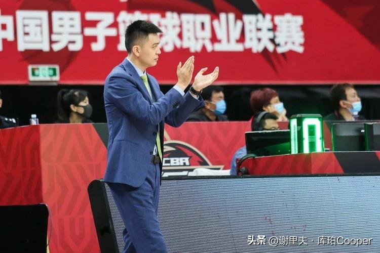 CBA春晚辽粤大战变了味，都快成谍战剧了！媒体人透露：篮协表态，朱芳雨和广东跟队