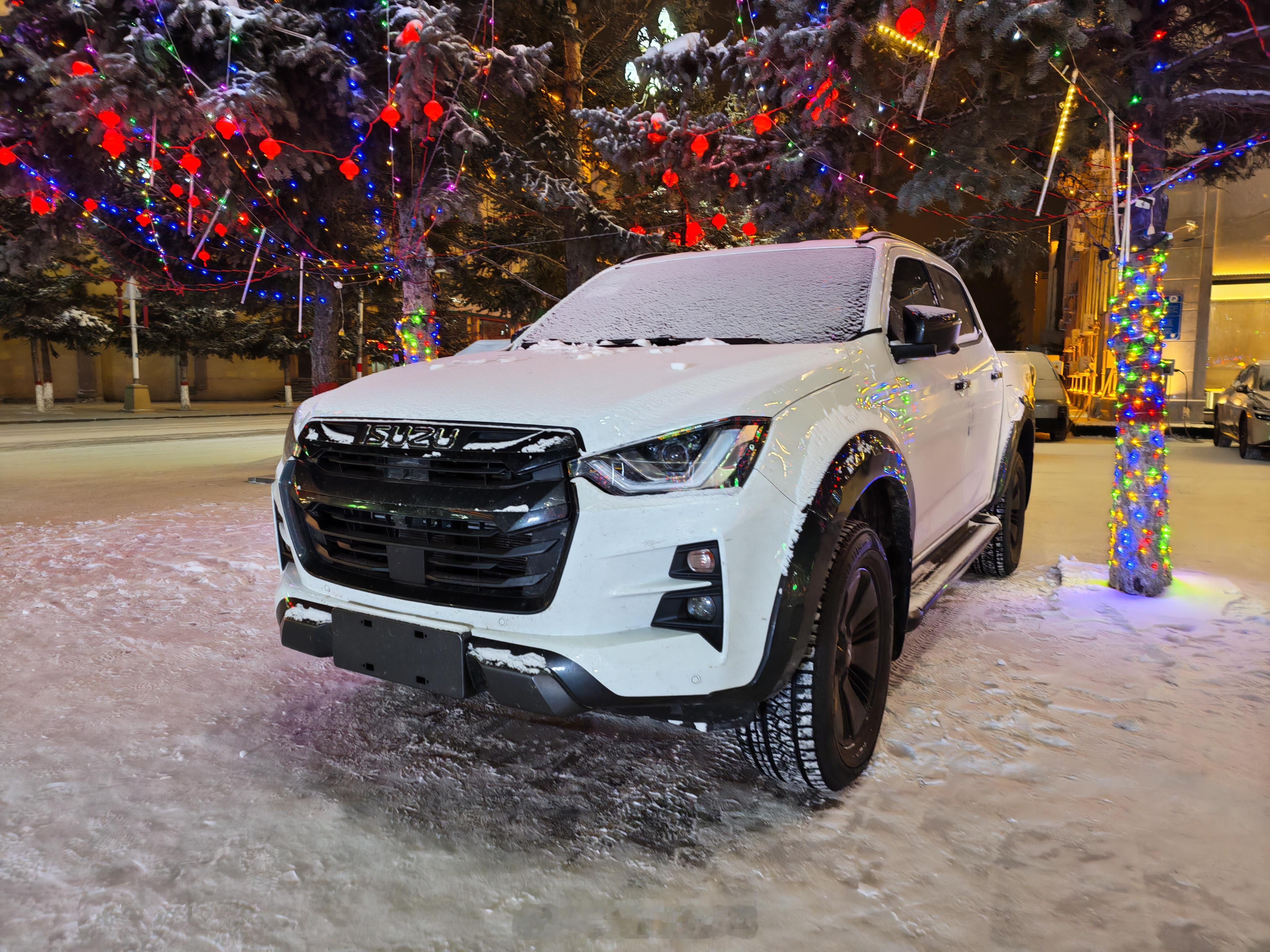 五十铃D-MAX 4JJ3 新3.0T 马上来了五十铃终于能干点人事4JJ3绝对