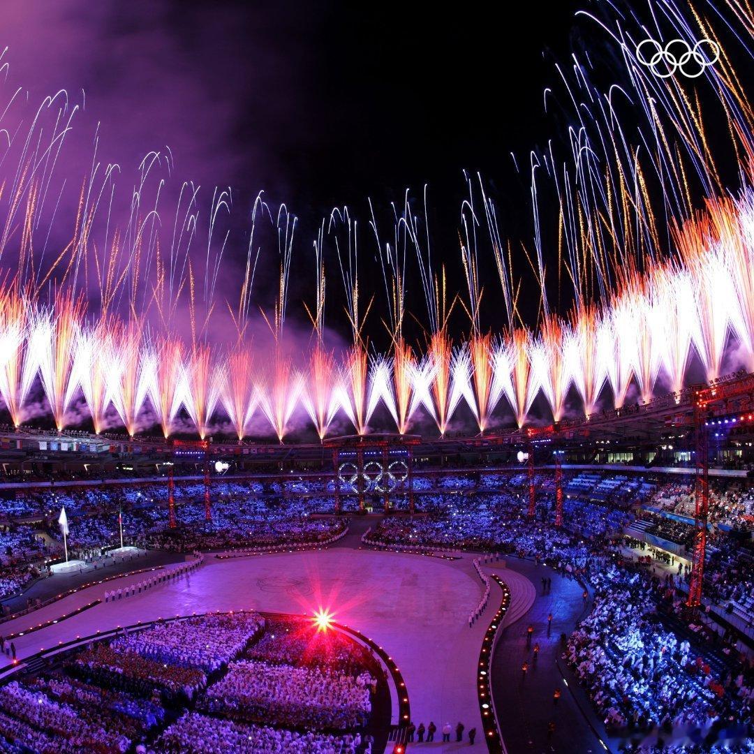 米兰冬奥会开幕式很漂亮，但感觉都灵冬奥会更好。❄️2026年米兰科尔蒂纳冬奥会