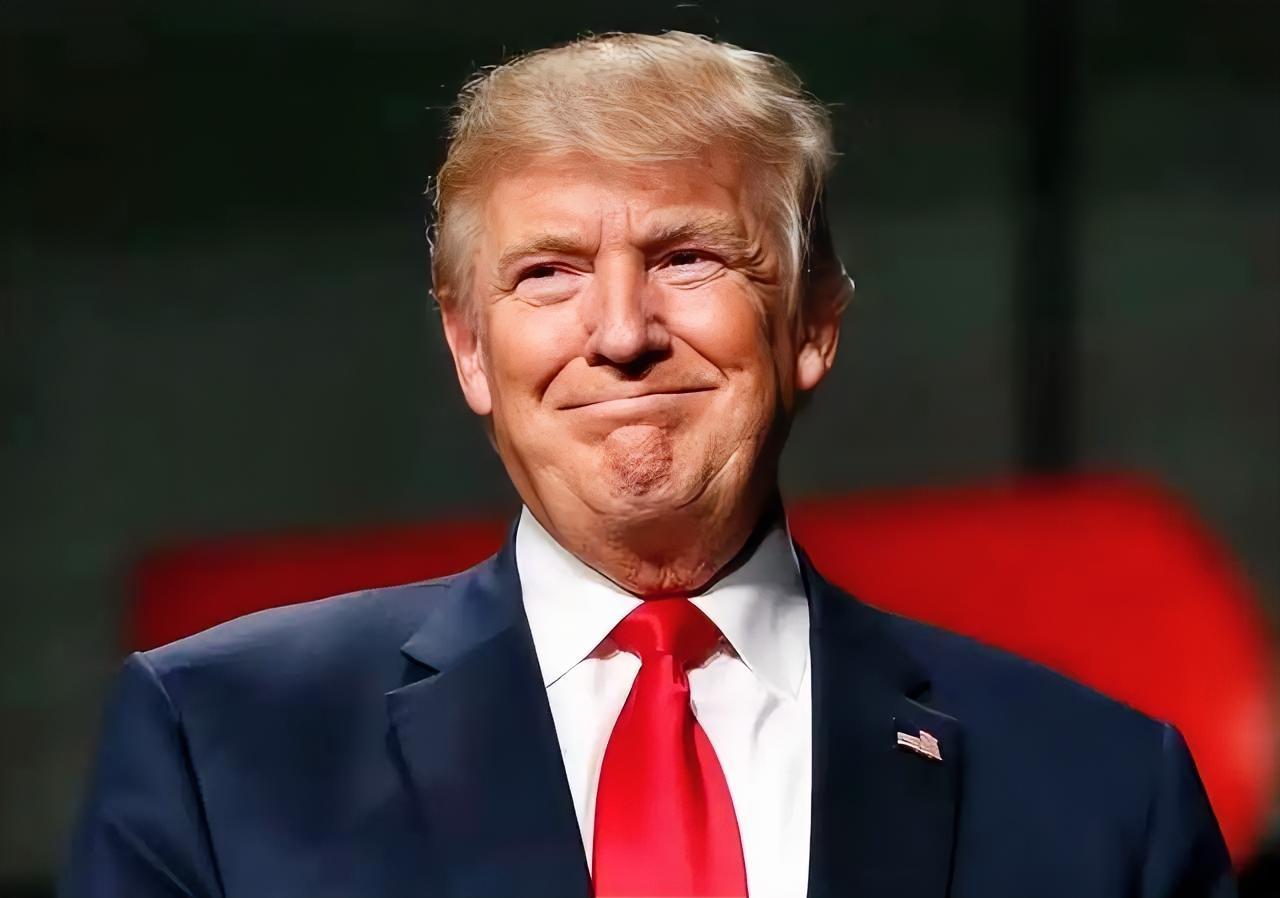 前脚刚在媒体上大肆索要高规格仪仗队，后脚就撞上了北京的闭门羹。特朗普的算盘打得震