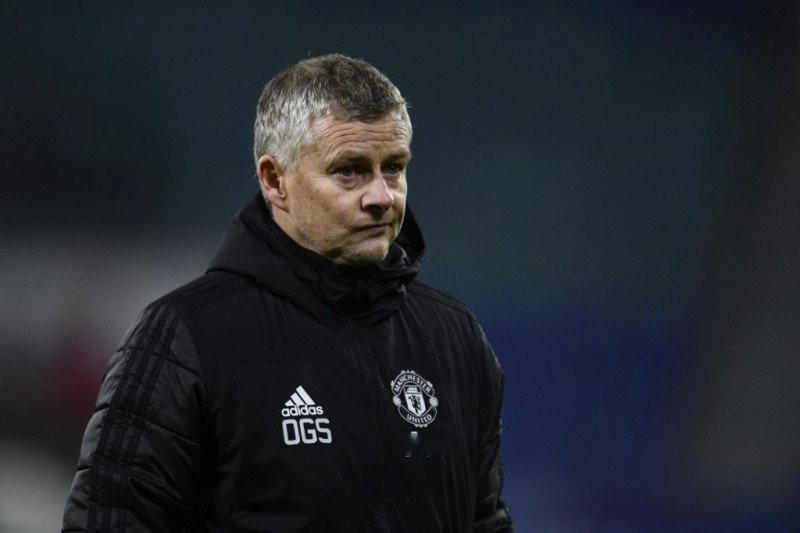 曼联已与Solskjær有过接洽，他在看守主教练的竞聘中处于领跑位置。曼联