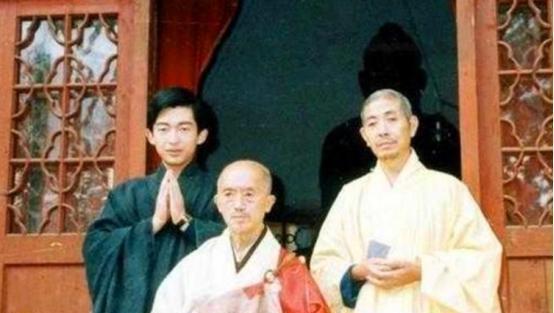 1985年爆火的《海灯法师》，为何播到一半突然停播下架？很多60，70后都记得，