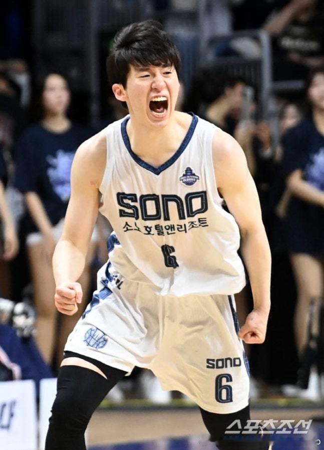 李政炫与高阳索诺完成续约，年薪高达7亿2000万韩元，超越许勋成为KBL联赛历史