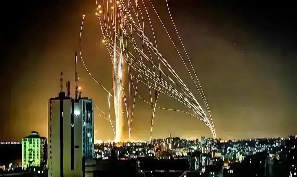 中东小霸王这次是遇到对手了！
       美国福克斯新闻网‬报道，以色列第二大