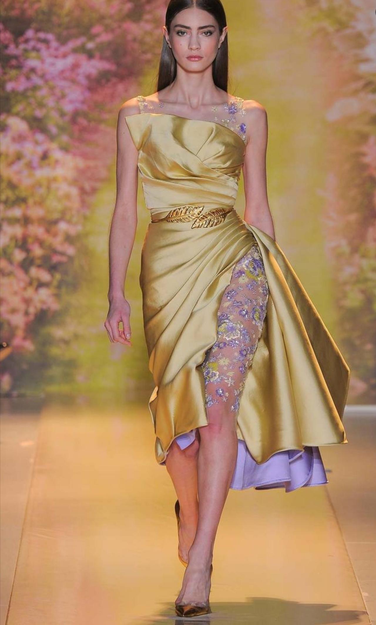 Zuhair Murad 2014春夏高定系列，以粉彩色调铺陈出一场春日绮梦。设