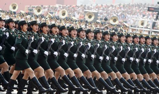 为啥全球不大规模招募女兵？精准答案只有一个，就是即便九成男人都死在战场上，剩下那