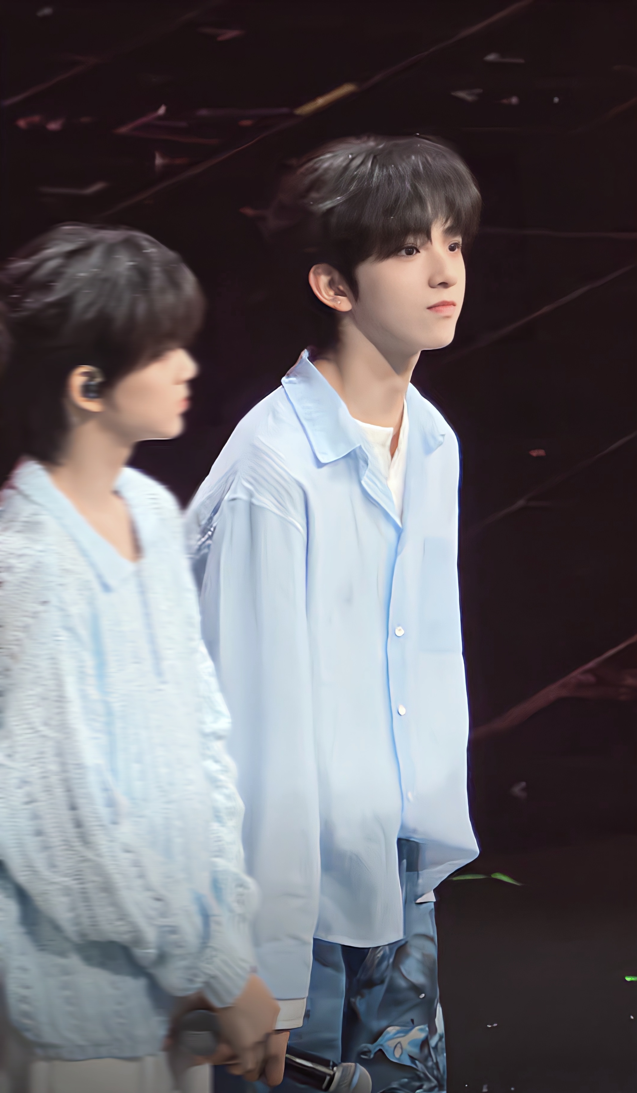 依我看、你是小狗、的真正含义是我想欺负你。承认自己是小狗的是在说你可以欺负我了、