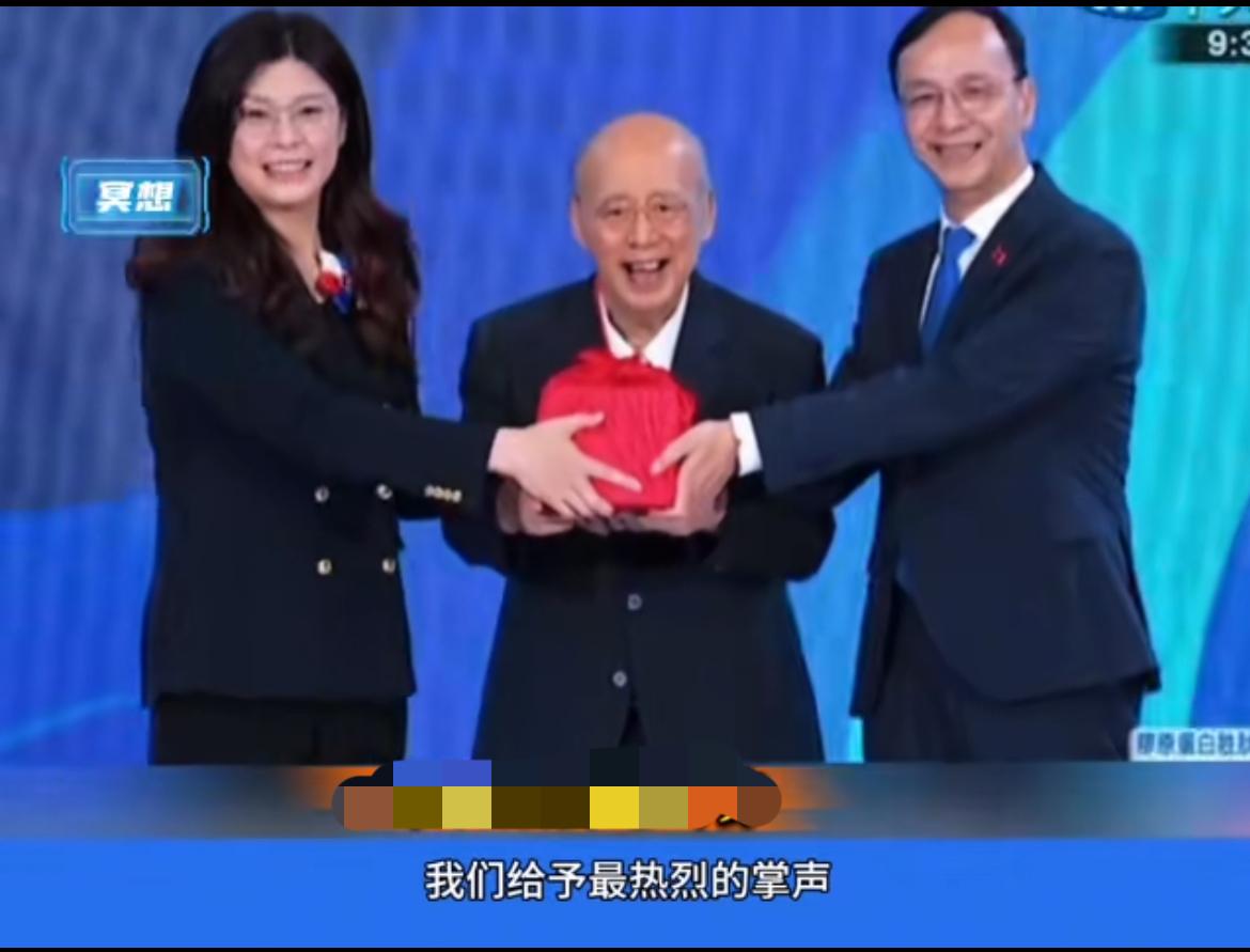 为何民进党集体沉默
郑丽文正式就任中国民进党主席，民进党对于这个“非典型”对手表