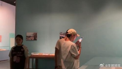 台州黄博把南宋孤品官服搬进暑期展厅黄岩博物馆推出 “宋服之冠” 特展，汇聚两大宋