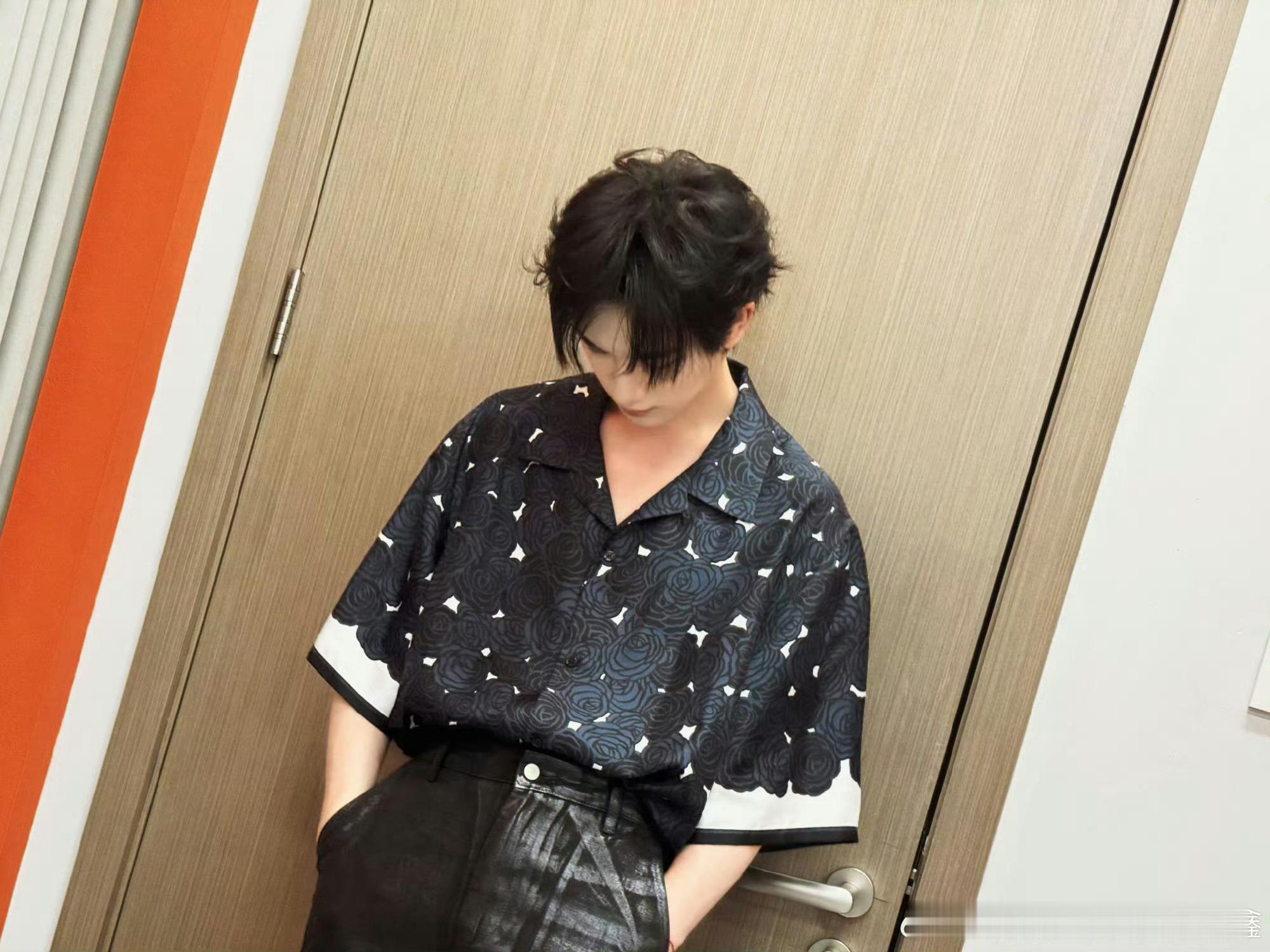 丁程鑫✖️Givenchy 📷 时尚灵感解读