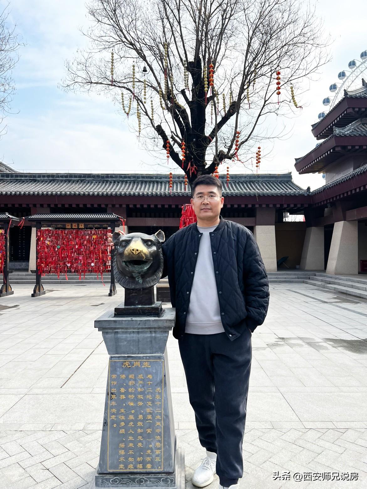 普通人换房：别让改善变成债务泥潭

同事闲聊间，换房成热门话题，有人因居住刚需、