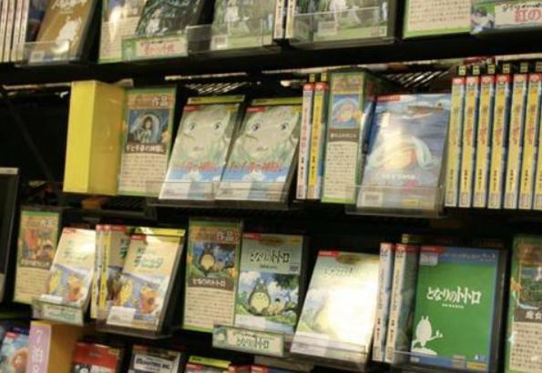 日本的光盘专利吊打了全世界，但在它把所有对手都逼死以后，发现全世界也不用光盘了。