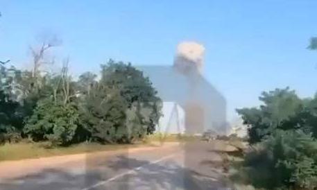 当地时间7月24日，俄占克里米亚当局称，位于克里米亚交通枢纽占科伊的一座机场以及