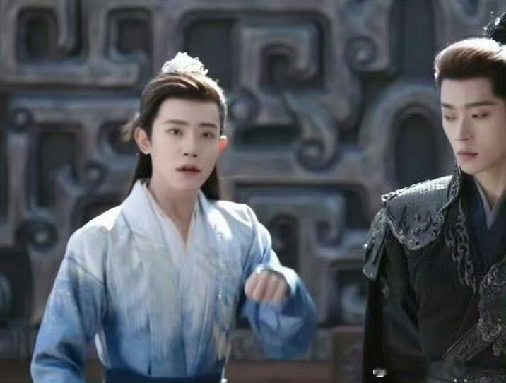 李明德锦月如歌换脸效果阴成啥了老铁们,感觉锦月如歌剧组的换脸技术不太OK啊[可怜