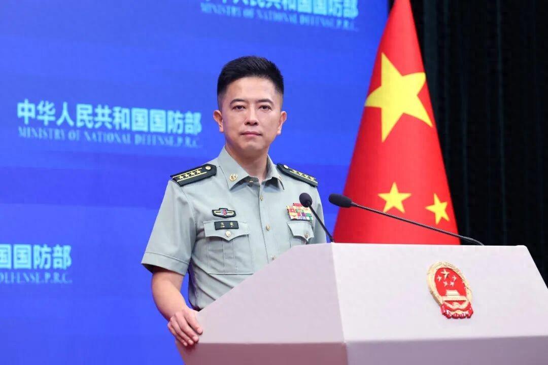 就在刚刚，
国防部回应了，

7月9日下午，国防部发言人陈曦大校，针对“中国海军