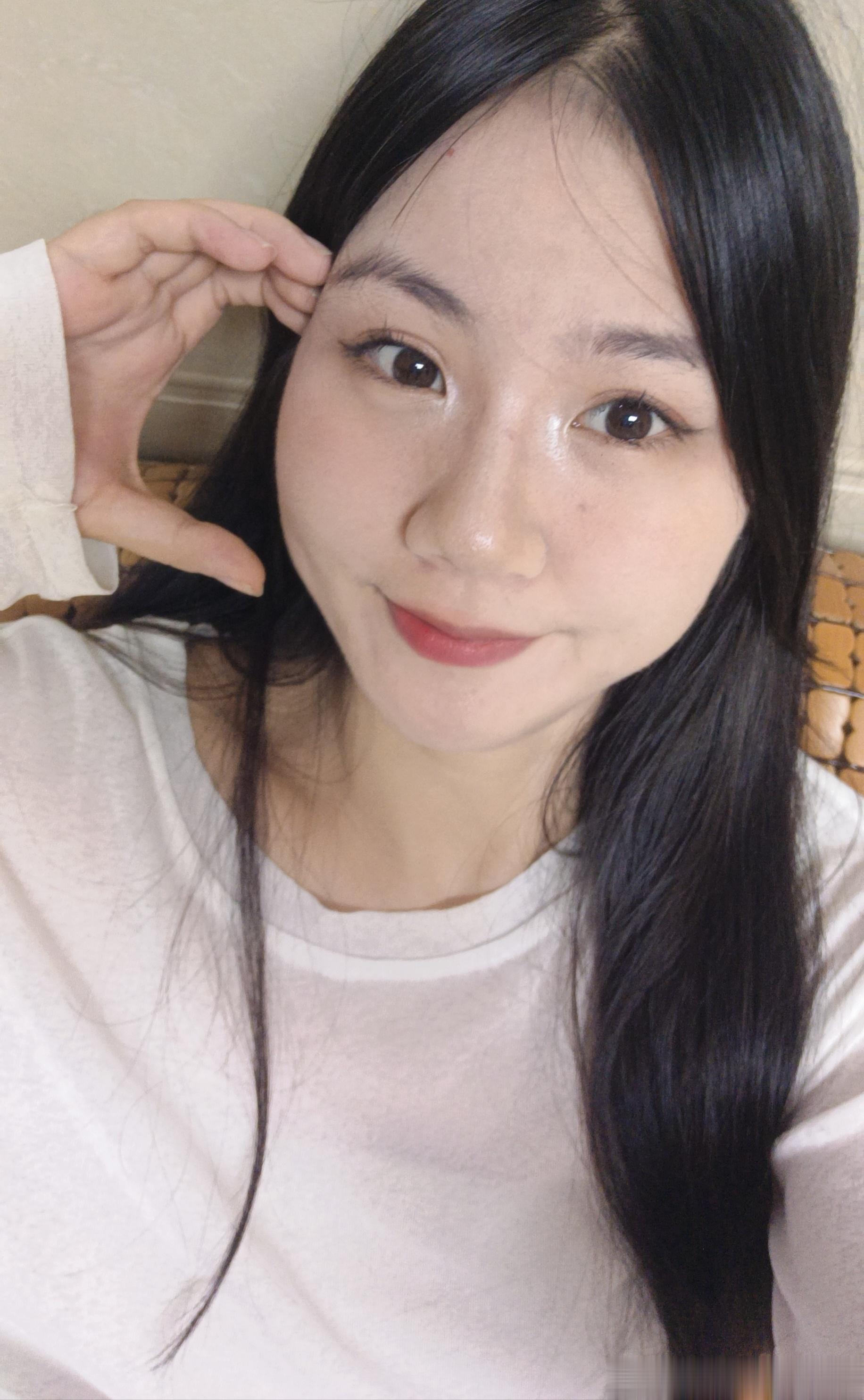 [兔子][坏笑]画了一个妆，拍了几十张照片[偷乐][爱你]今天是漂亮的刘亦菲 ​
