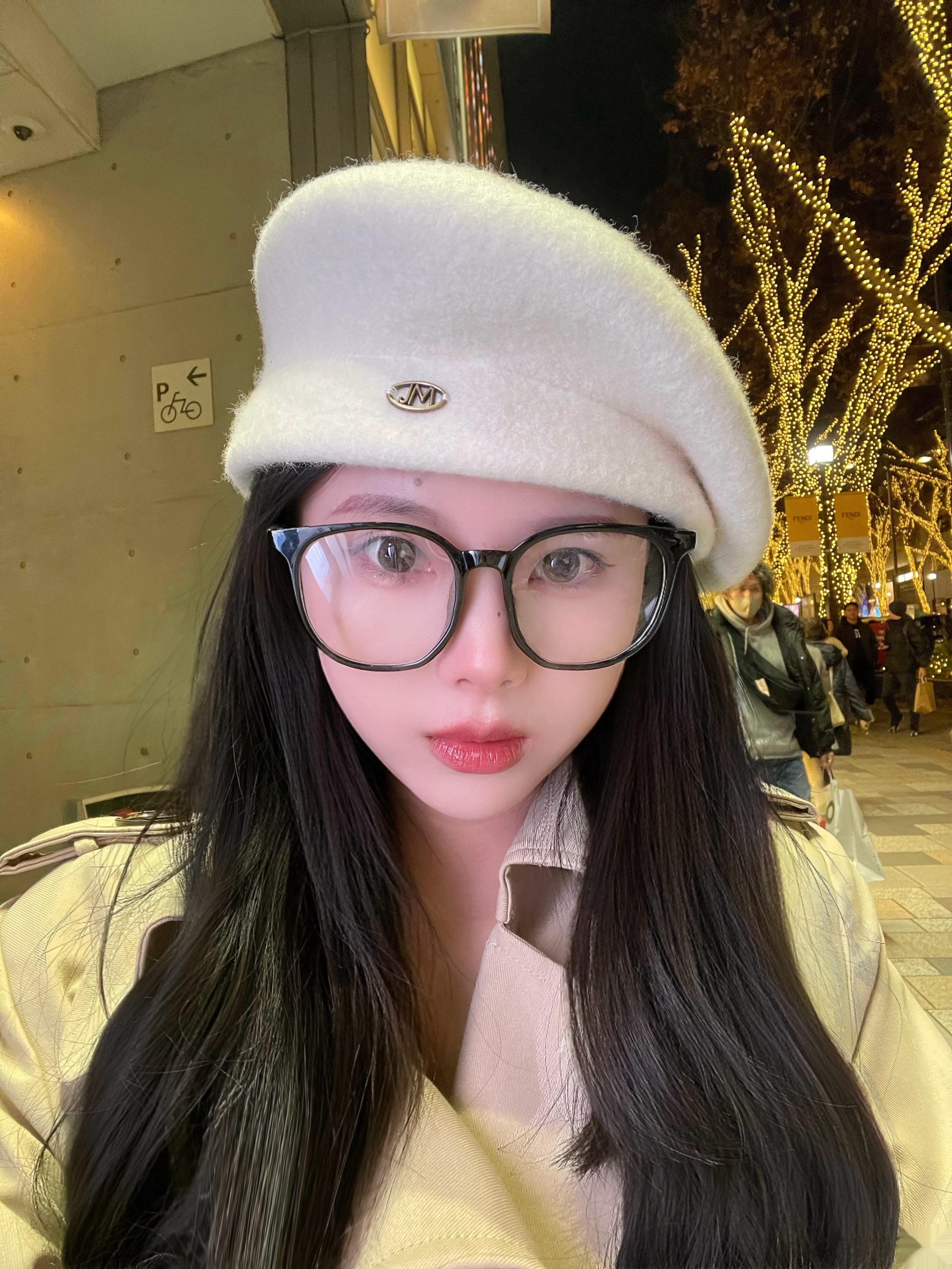 路人潮的我风湿  ​​​