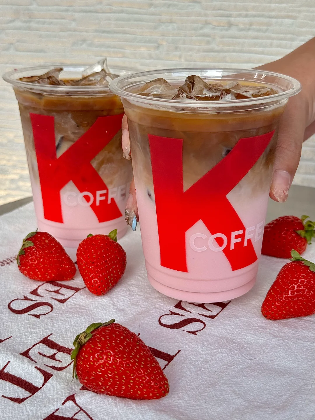 这杯粉粉少女心🍓！！好好喝！！！