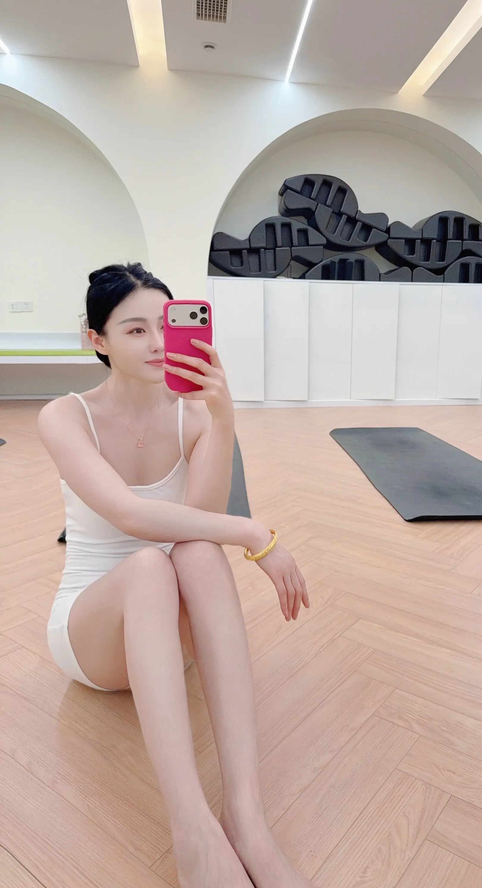 三十岁以后的漂亮，良好的身材藏着一个人的自律，也是女人最高级的姿态，被...