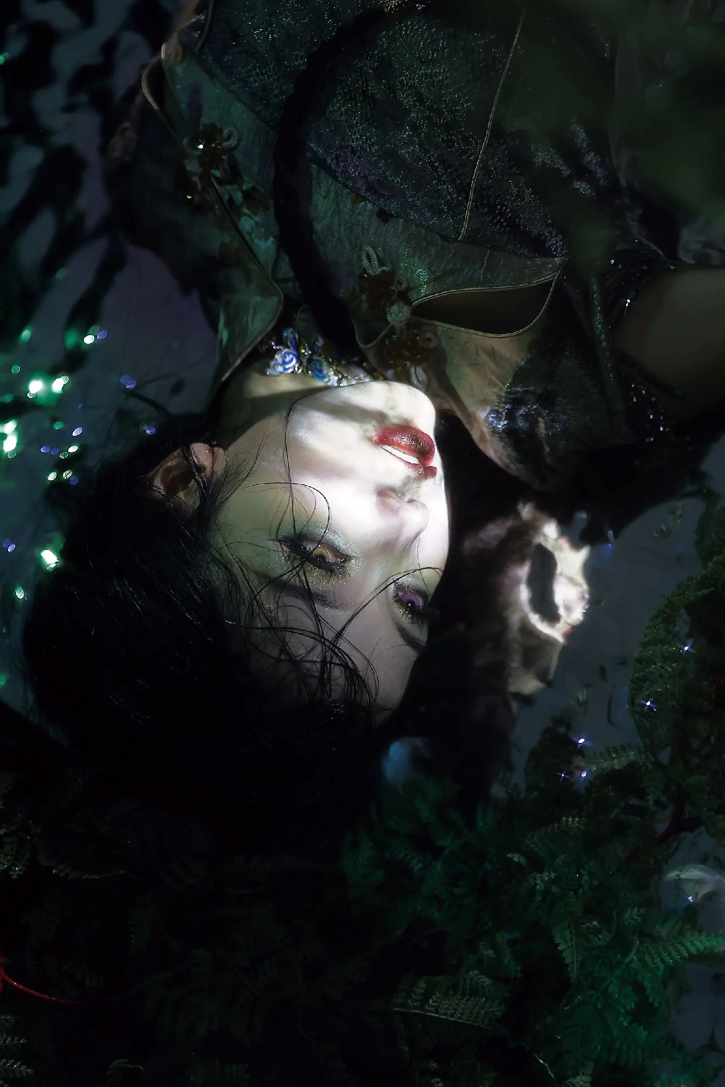 “他们欲将我们灭绝！那些残忍至极的手段”“高端的猎人往往以猎物的方式出...