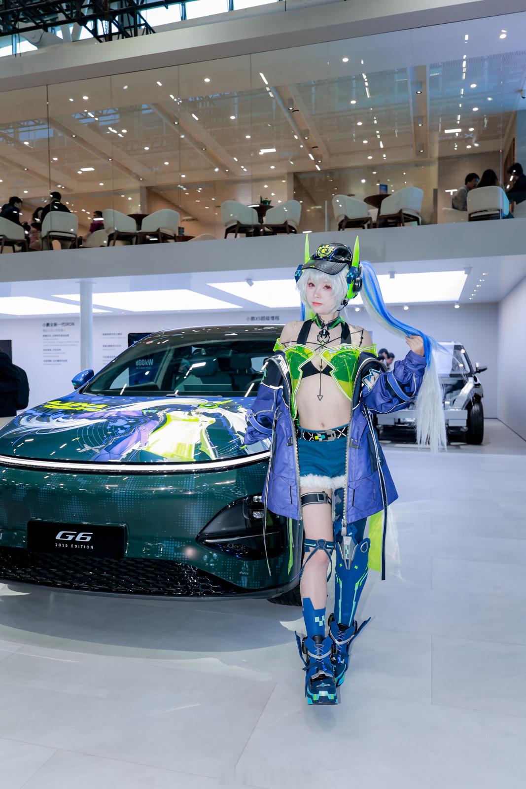 2025年广州国际汽车展览会正式拉开帷幕。小鹏汽车以“AI改变世界”为主题，携小