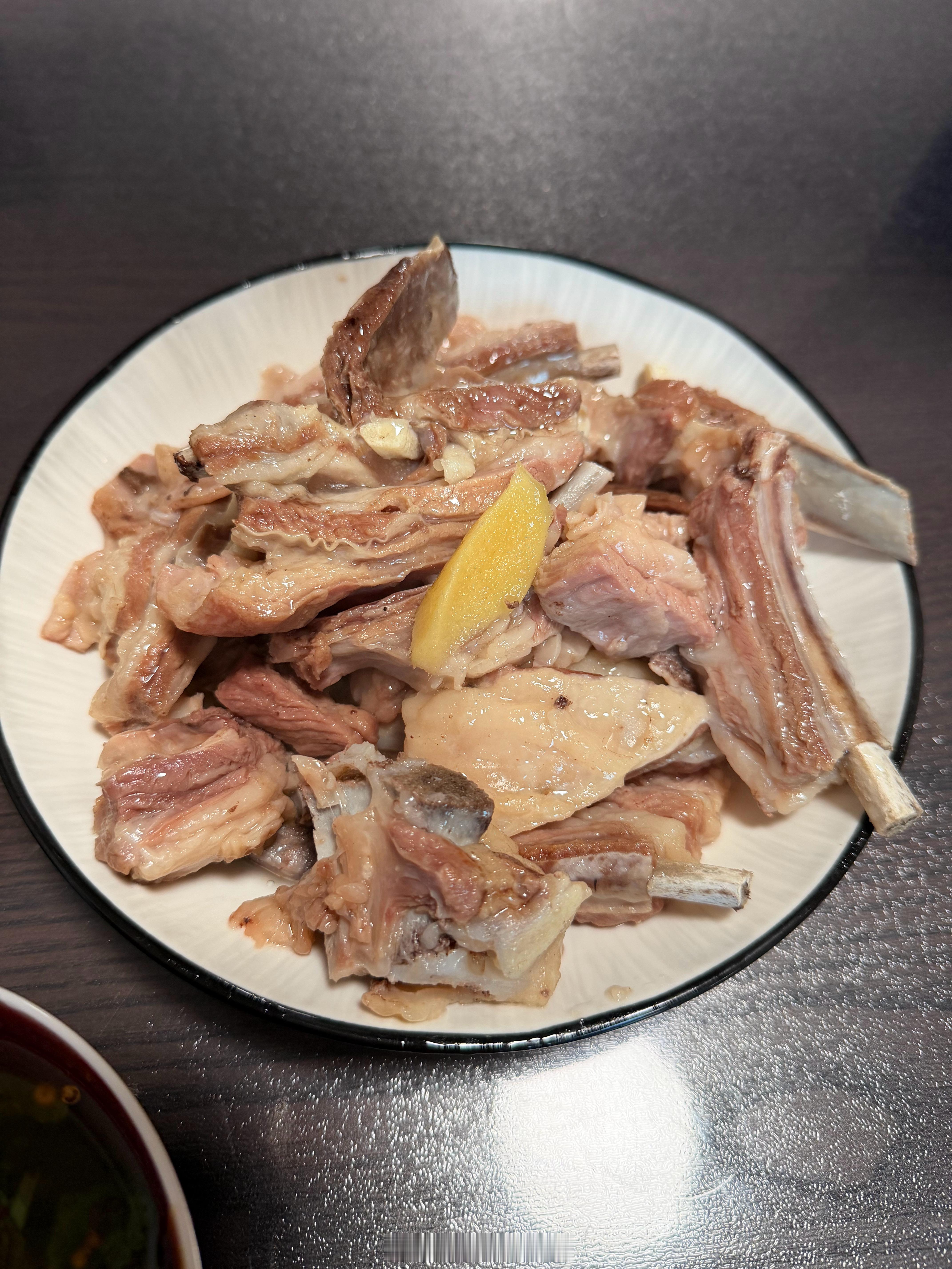 天冷了，兄弟们记得贴秋膘  ​​​