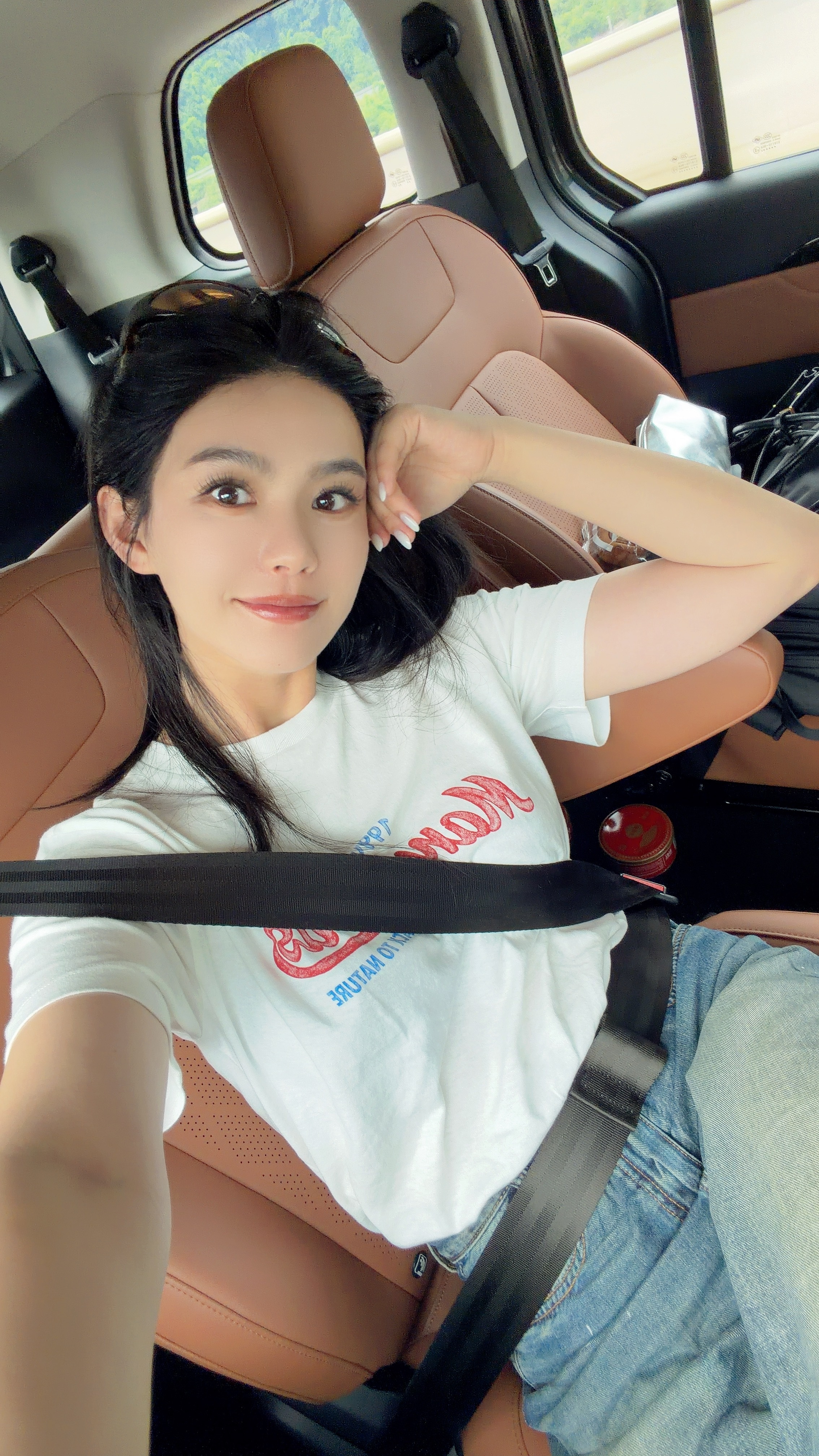每天都在认真想一件事：等会吃啥？ 乐山