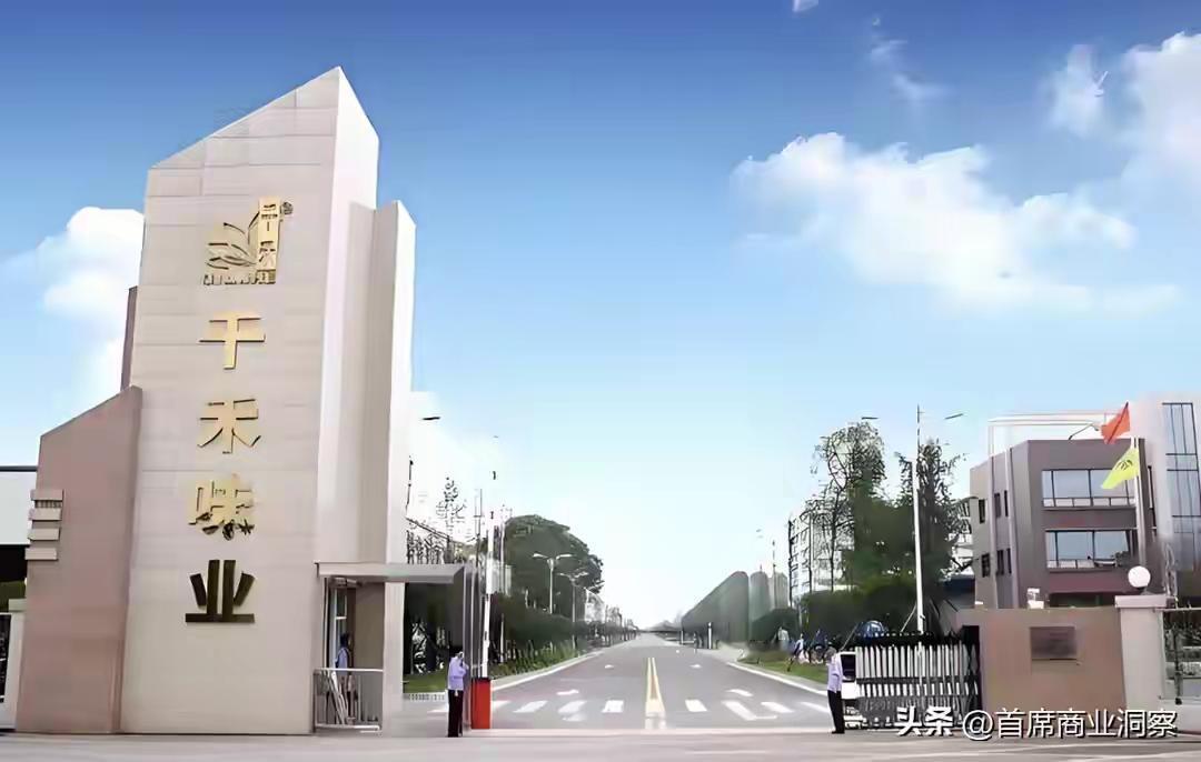 “零添加”，这三个字，曾经是千禾味业最锋利的武器。它像一把刀，精准地切中了当下中