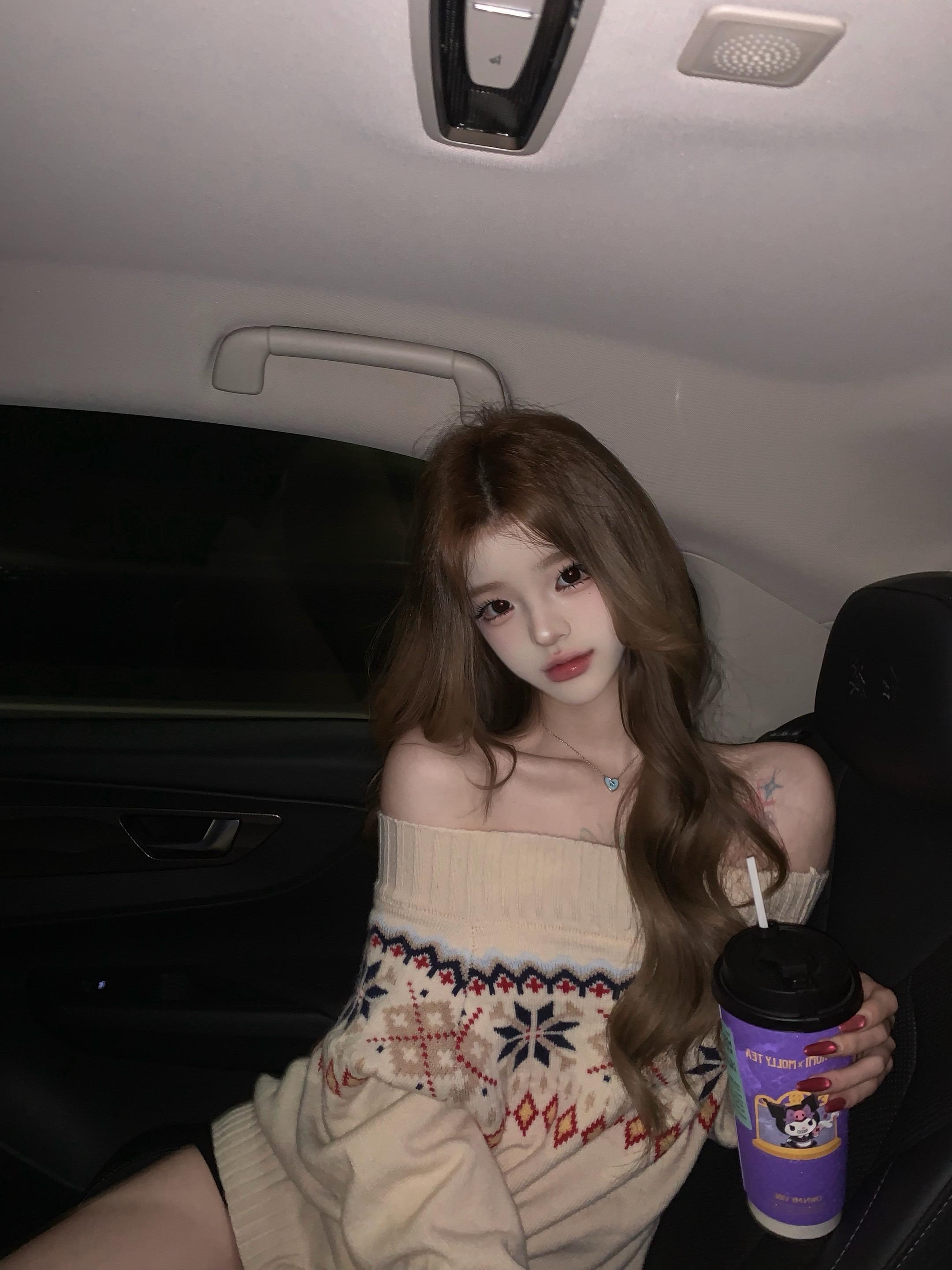 有人陪就行了 非要名分的话就什么都得不到了