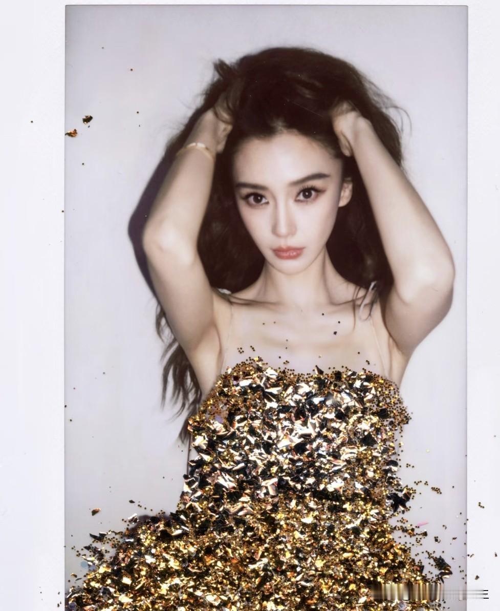 我超认真，姐姐气质绝了，一眼就心动，像无脚鸟找到依靠，这就是缘分@Angelab