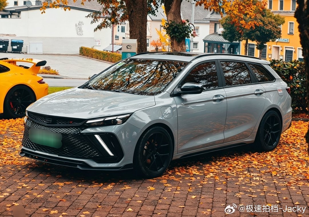 其实我为什么要一直在寻找混动旅行，因为我心目中的帝豪四驱高性能旅行永远都不会有。