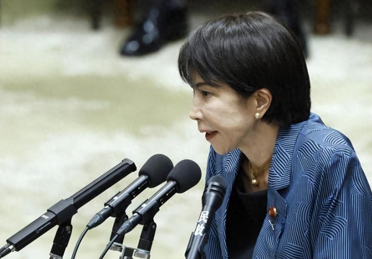 中国战舰抵近日本，美国高呼和平，绍伊古怒斥高市早苗：美国附庸
小鬼子政客高市早苗