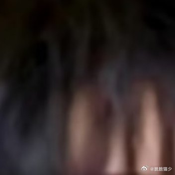 0000不管你现在多迷茫，过得多累，走得多艰辛，请相信，生命中总有一段路是要你自