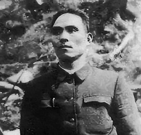 1987年韦杰因病去世，临终时坦率表示：当初对180师的处罚其实是不公正的！
1