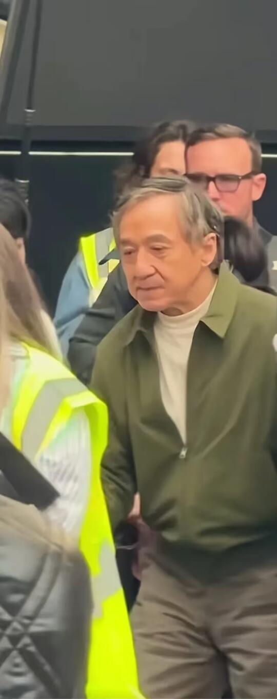 成龙怎么老成这样了？