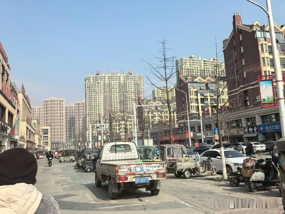 两个人先后强奸了一个女孩儿，就是轮奸吗，事情没那么简单，今天陈律师和大家聊聊强奸