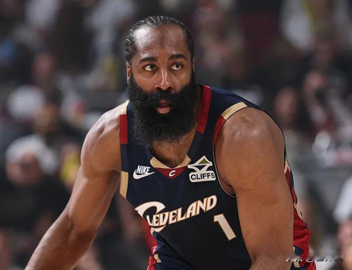 哈登东决低迷数据复盘
 
北京时间5月26日，NBA东部决赛收官，骑士0-4惨遭