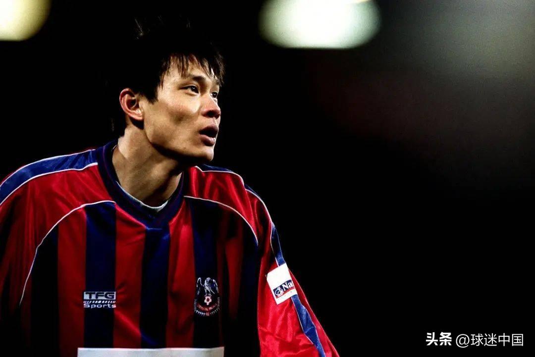 在1999年年底为备战澳门回归杯赛以及广州四国邀请赛而公布的中国国家队的集训名单