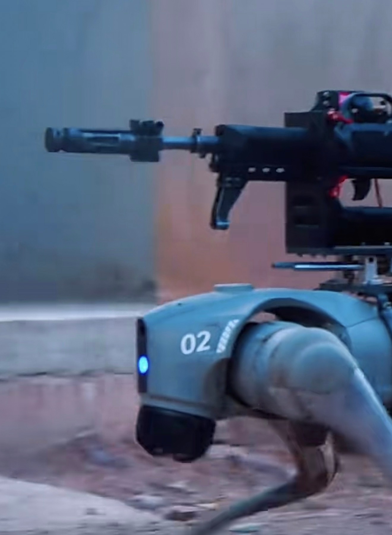 曾经我们是小米加步枪，现在我们是机器狗加步枪！ 