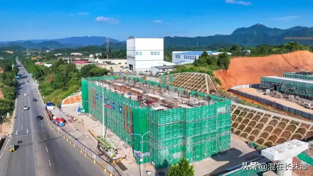长沙这条轨道交通线路真的是神速！
作为长沙都市圈的核心工程，长浏快线进展神速，目