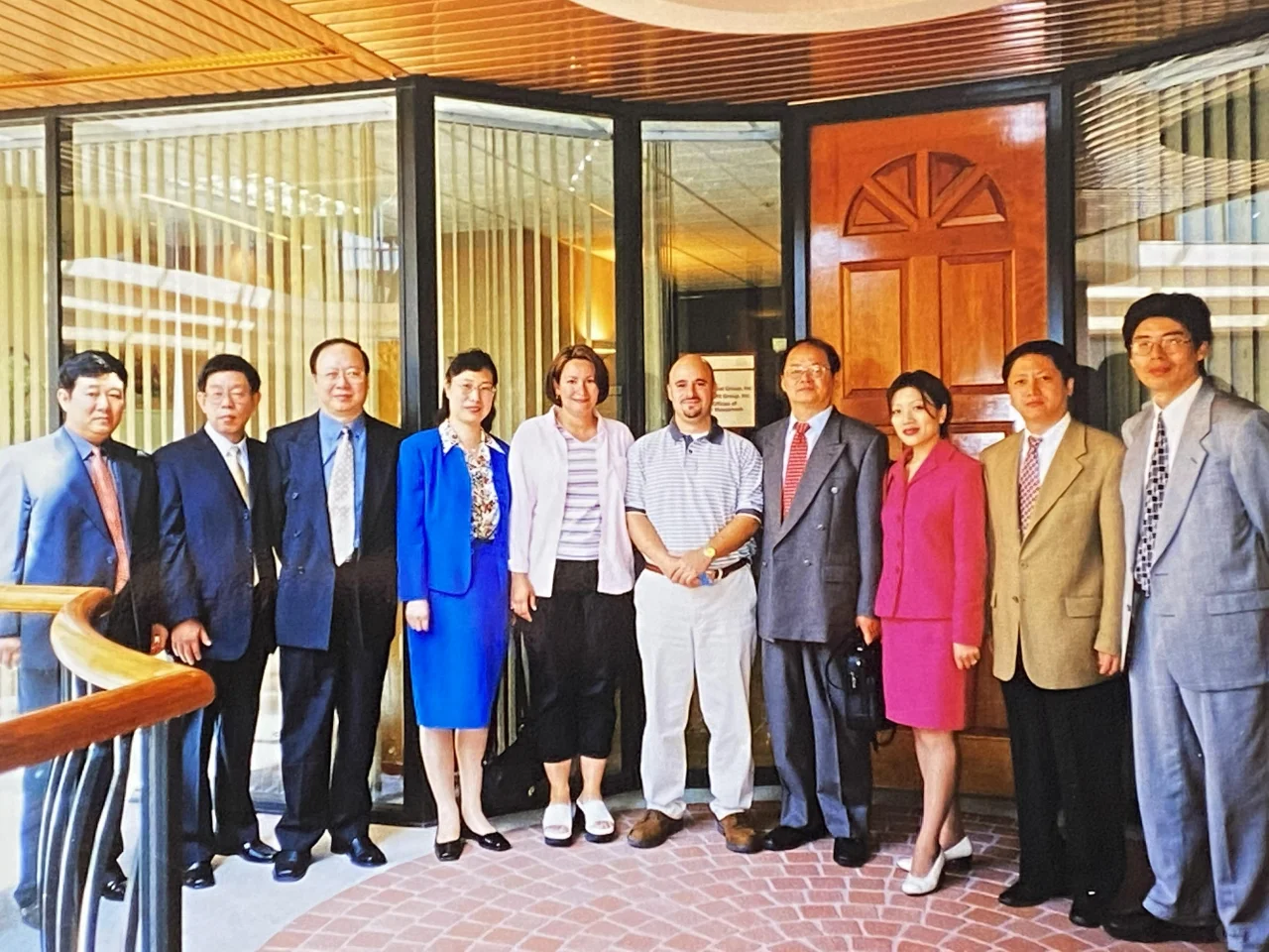 万事不求人，真的好吗？