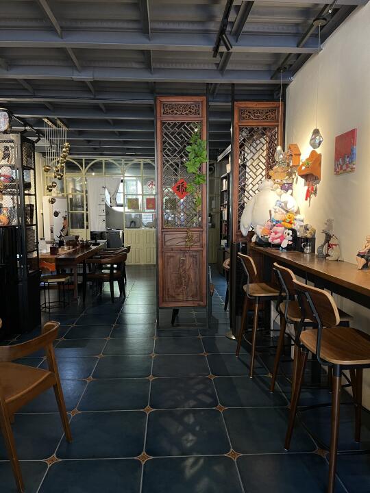 中山西区！我坠怕倒闭的咖啡店……